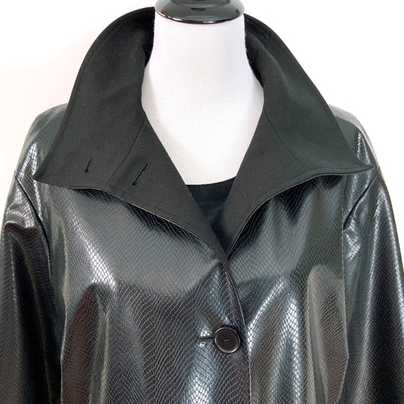 NWT Akris Punto Black Faux Snakeskin High Collar Jacket Sz 10 - Picture 7 of 16